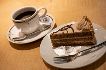チョコレートケーキ　コーヒー