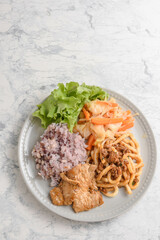 焼き肉のワンプレートランチ