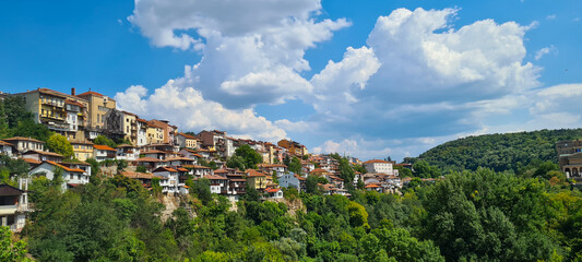 Fototapeta premium Overview panorama with the Veliko Tarnovo town in Bulgaria during a sunny summer day.