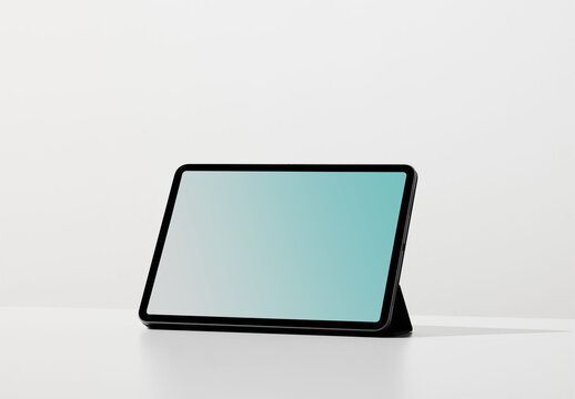 Tablet Mockup in Horizontal Position