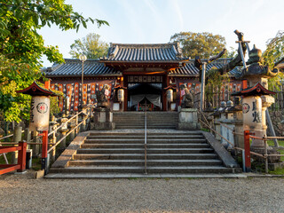 奈良県奈良市の氷室神社四脚門