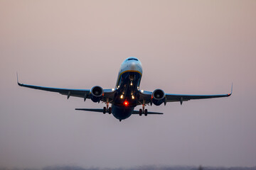 737 Just Taken Off At Dusk From EMA