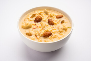 Nolen Gurer Chanar Payesh or Milk pudding of cottage cheese, rice and jaggery, bengali sweet recipe