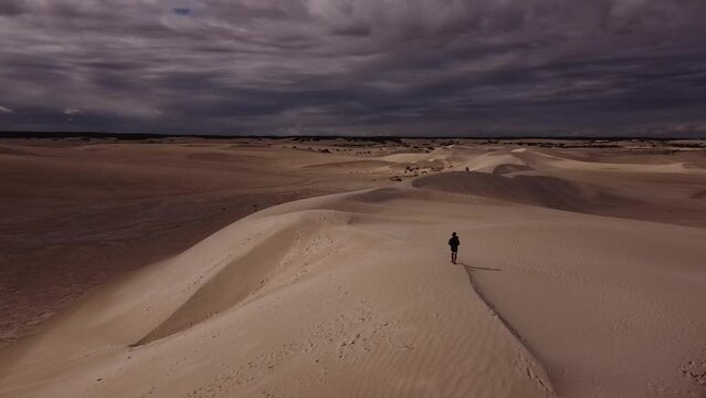 Lancelin Sand Dunes are the largest in Western Australia, around 2 km long, and the main attraction in Lancelin. They consist of soft white sand with no vegetation making them perfect for sandboarding