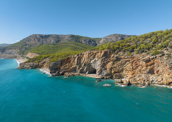 Obraz premium Yanisli Cave Beach Drone Photo, Gulnar Mersin, Turkey