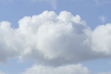 Weisse Quellwolken, Blauer Himmel, Deutschland