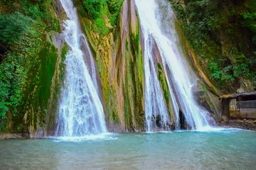 Fotobehang waterfall in the Mountain © Vikaas