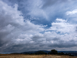 Wolken über Marburg, 