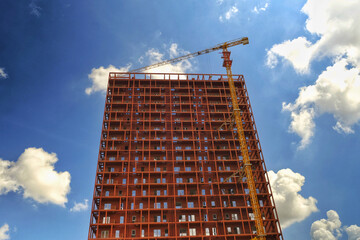 Edificio estructura construcción grúa nubes arquitectura 