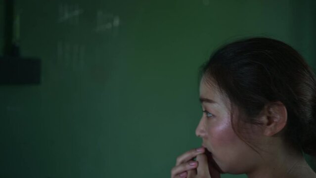 A young woman who is a victim of human trafficking is imprisoned and unaware of her own fate. They kept track of the number of days they had been imprisoned. and had to succumb to fear, depression