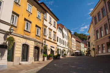Fototapeta na wymiar The picturesque Gornji Trg street in the upper old town of central Ljubljana 