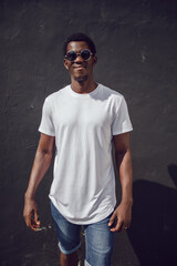 African american man in white blank t-shirt. Mock-up.