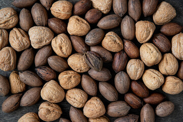 Mix of nuts (walnut and pecan)