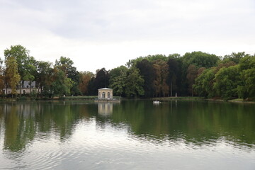 L'étang des carpes, château de Fontainebleau, ville de Fontainebleau, département de Seine et Marne, France