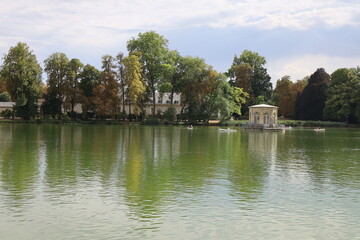 L'étang des carpes, château de Fontainebleau, ville de Fontainebleau, département de Seine et Marne, France