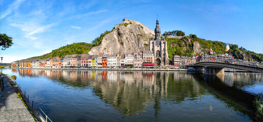 Fototapeta premium Dinant an der Maas, Belgien, Panorama