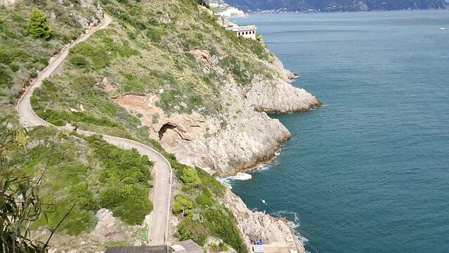 Conca dei Marini - Panoramica della scogliera dalla Torre di Capo di Conca
