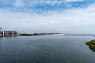 Fototapeta na wymiar 多摩川河口の風景