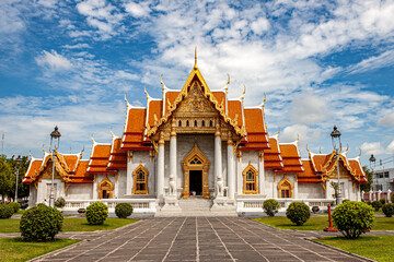 Fototapeta na wymiar Wat Benchamabophit Thai temple in Bangkok, Thailand