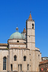 Fototapeta na wymiar Ascoli Piceno, Chiesa di San Francesco - Marche