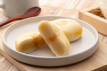 Sliced bean Cake with Salted Egg,Chinese Pastry cake stuffed with mung bean and eggs yolk