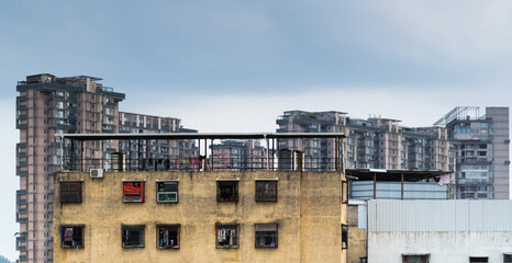 Fototapeta premium Old and modern buildings in the city