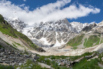 Fototapeta na wymiar Mount Shkhara