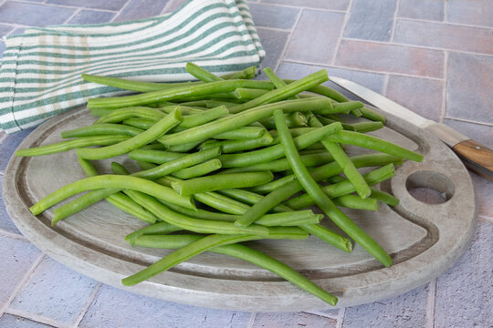 haricots verts crus en gros plan	
