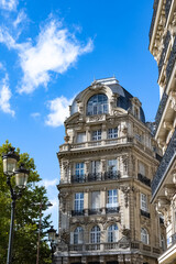 Paris, beautiful building in a luxury neighborhood, typical Haussmann facades
 - obrazy, fototapety, plakaty
