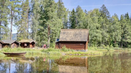 vieilles maisons traditionnelles en Norvège, village ancien norvégien