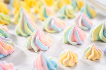 Unicorn meringue cookies