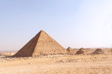 Fototapeta na wymiar pyramid of giza