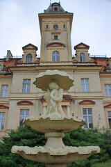 Neorenaissanceschloss von 1875 in Makowice bei Świdnica (Polen, Woiwodschaft Niederschlesien), erbaut nach dem Umbau des Herrenhauses im 17. Jahrhundert.