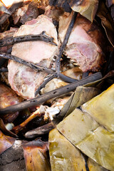 Barbecue. Traditional dish from Mexico that consists of cooking the meat in its own juices or steamed with an ancient method in an oven dug into the ground. The type of meat depends on the region.