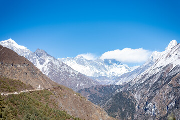 Fototapeta na wymiar エベレスト街道 ヒマラヤ山脈 ナムチェからのエベレスト Himalaya Nepal