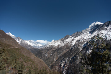 エベレスト街道 ナムチェバザール ヒマラヤ山脈 Himalaya Nepal　