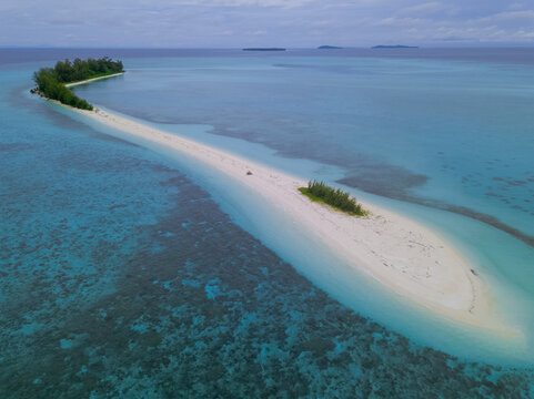 Matas Island, the beautiful island in Auri. Beautiful island in the Auri archipelago, Cendrawasih Bay National Park