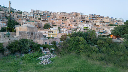 Fototapeta na wymiar Evening views in the old Mardin settlement