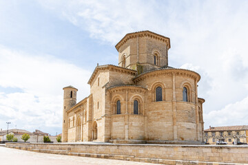 Fototapeta na wymiar Romanesque church of San Martin de Tours in Fromista, Palencia, Castilla y Leon, Spain