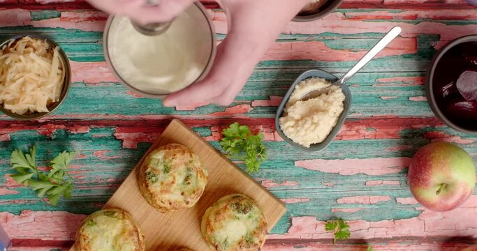 Chef whipes the white sauce, 4k