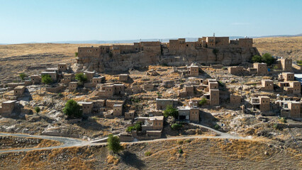 Obraz premium It is a village where Kurds came and settled after the departure of the Assyrians. It is thought to have been founded around 7,000 BC.