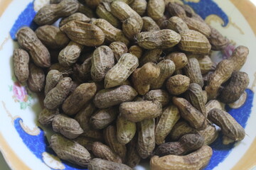 lots of boiled peanuts on the plate
