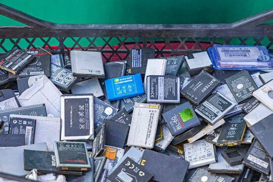 Cellphone Batteries Recycling