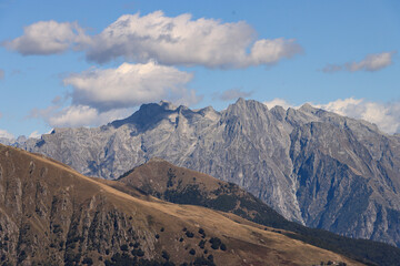 Majestätische Alpenlandschaft; Blick von Südwesten über den Monte Berlinghera auf die westlichen...