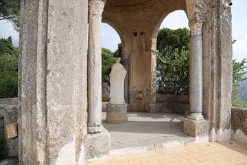 Obraz premium Detail of Villa Cimbrone in Ravello, Italy