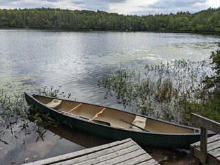 Obraz premium Boat on the lake