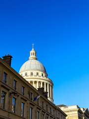 Obraz premium Antique building view in Paris city, France.