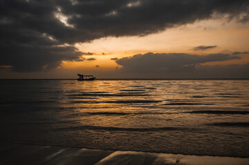 Obraz premium Ocean sunset on vacation