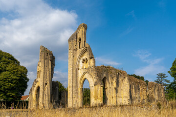 view of the ruins of the Crossing and Choir Walls at the Glastonbury Abbey