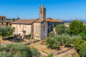 Fototapeta na wymiar Eglise de Monteriggioni, Italie